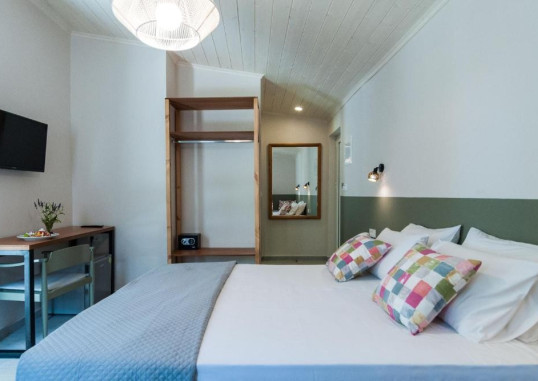 MIMOZA BEACH HOTEL 9