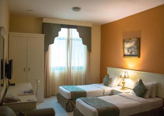 AL MAHA REGENCY HOTEL SUITES 11
