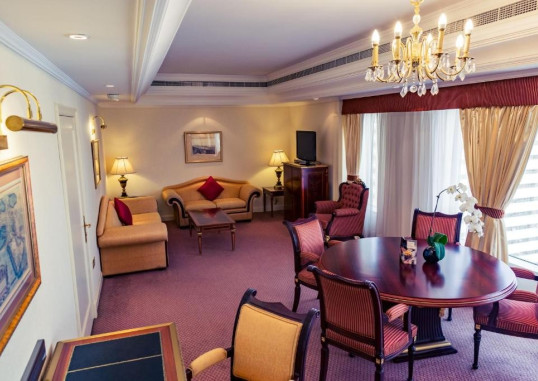 CROWNE PLAZA ABU DHABI 4