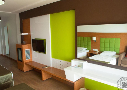 WOXXIE HOTEL 3