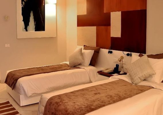 SWISS HEAVEN SHARMING INN 12