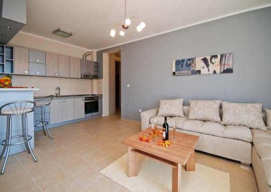 SUNSET APARTMENTS 13
