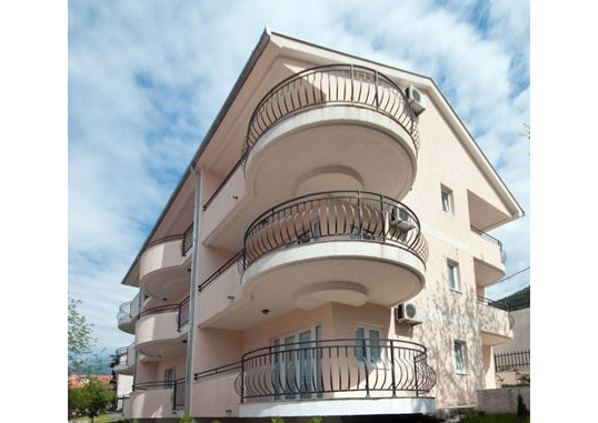 SUNSET APARTMENTS 15