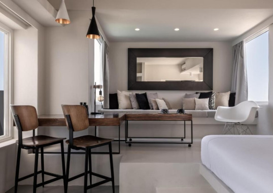 WEST EAST SUITES 9