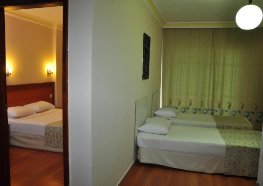 CINAR FAMILY SUITE HOTEL 4