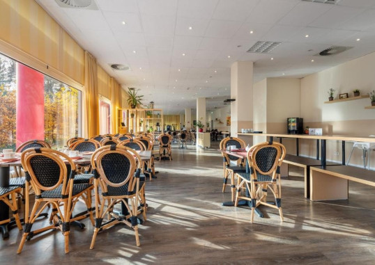 AZIMUT HOTEL CITY SOUTH BERLIN 3