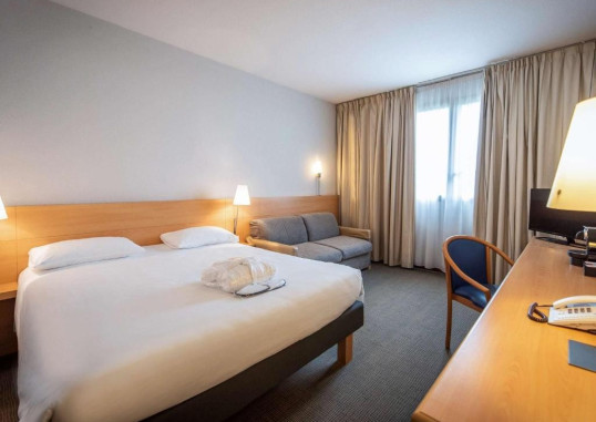 NOVOTEL TORINO CORSO GIULIO CESARE 5
