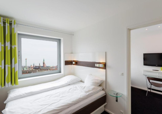 WAKEUP COPENHAGEN CARSTEN NIEBUHRS GADE 8