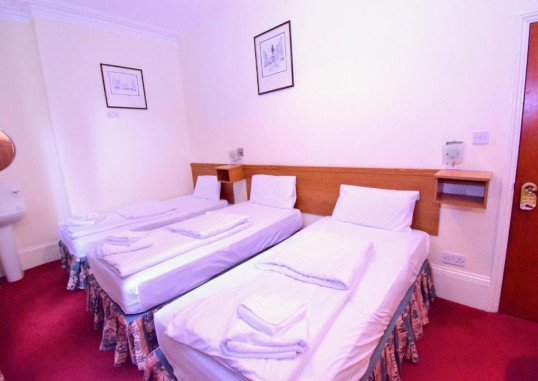 THE BRIDGE PARK HOTEL 6
