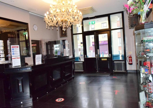 THE BRIDGE PARK HOTEL 11