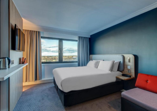 HOLIDAY INN EDINBURGH CITY - WEST 11