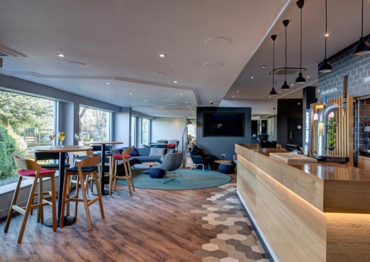 HOLIDAY INN EDINBURGH CITY - WEST 16