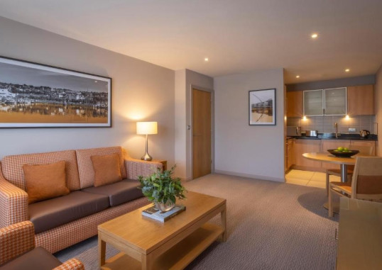 CLAYTON HOTEL LIFFEY VALLEY 15