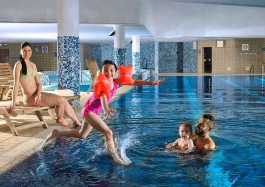 CLAYTON HOTEL LIFFEY VALLEY 18