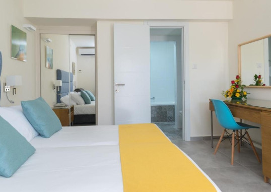 AMERICANA HOTEL 2