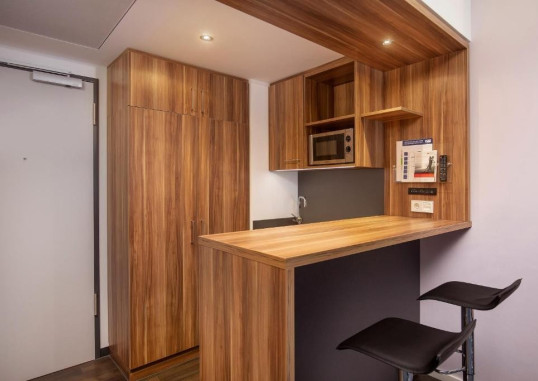 HOLIDAY INN EXPRESS BREMEN AIRPORT 2
