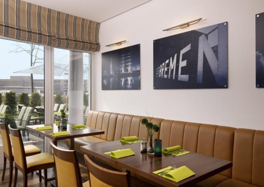 HOLIDAY INN EXPRESS BREMEN AIRPORT 7