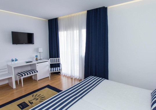 VORAMAR 15