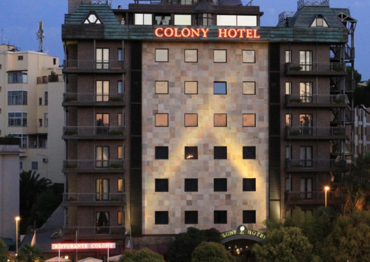 GRAND HOTEL COLONY 1