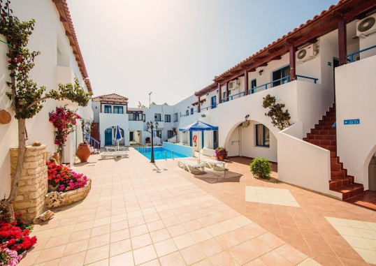 ILIANA HOTEL APARTMENTS 3