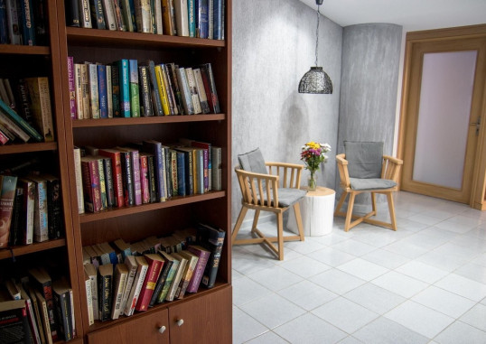 ILIANA HOTEL APARTMENTS 4