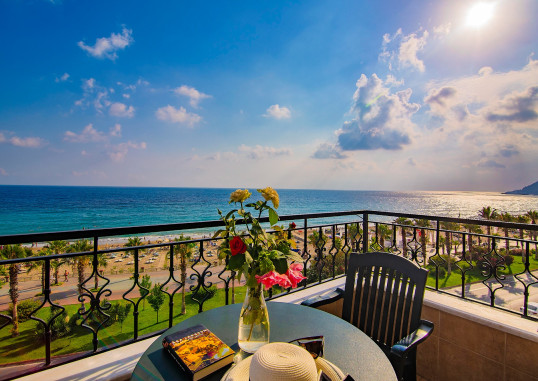 KLEOPATRA ROYAL PALM HOTEL 8