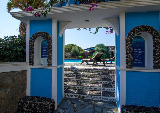HOLIDAY BEACH RESORT 7