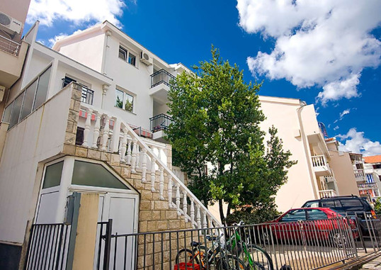 KSENIA APARTMENTS 2