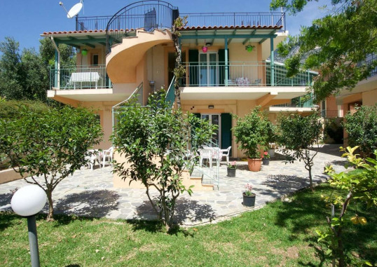 MARIA STUDIOS 1