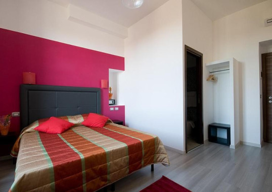 MF HOTEL 5