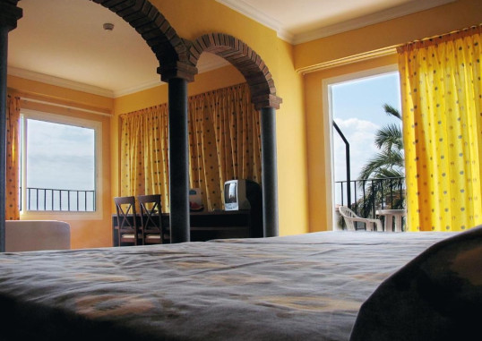 HOTEL COMARRUGA PLATJA 6
