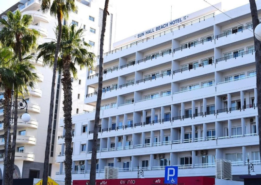 SUN HALL BEACH HOTEL APTS 1