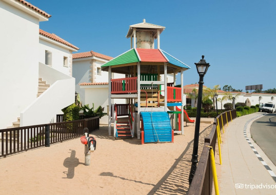 TSOKKOS PARADISE VILLAGE 18