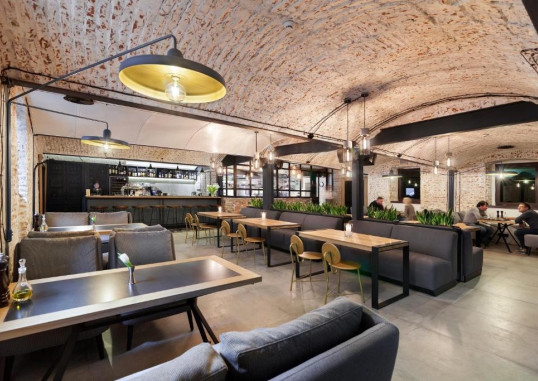 FERENC Hotel & Restaurant 6