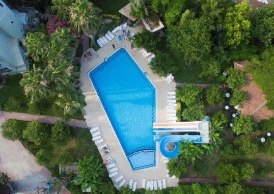 BELPOINT BEACH HOTEL 4