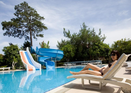 BELPOINT BEACH HOTEL 6