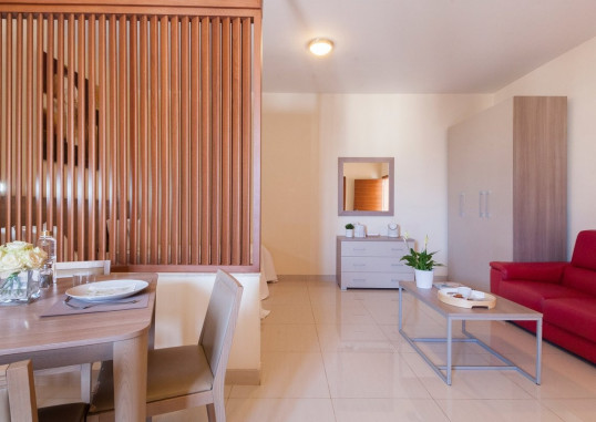 BLUBAY APARTMENTS 7