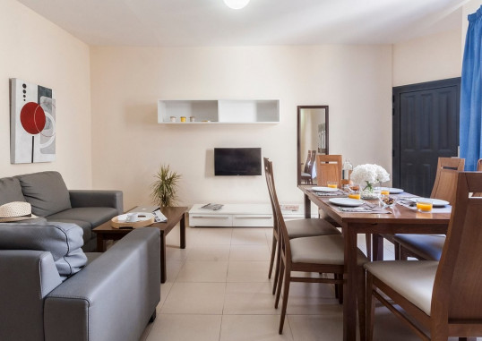 BLUBAY APARTMENTS 10