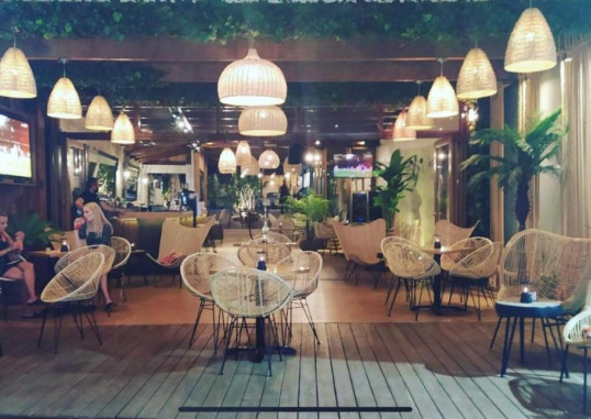 INDIGO INN 25