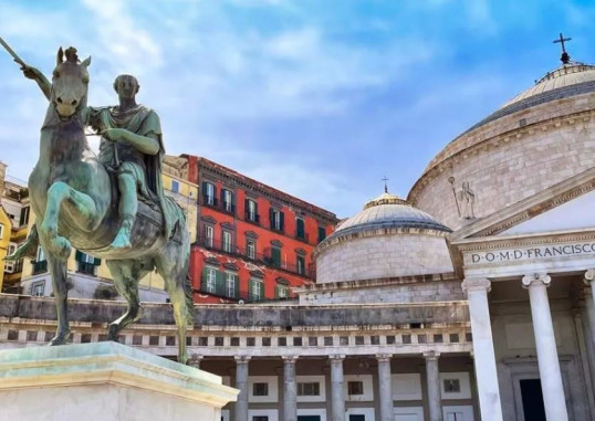 Neapolis Italija 10
