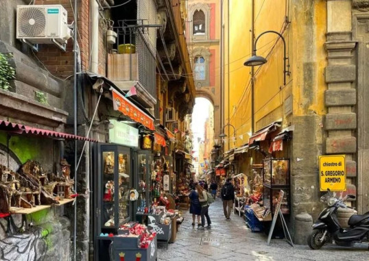 Neapolis Italija 12