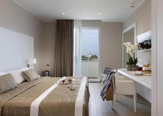 HOTEL BIANCAMANO 3