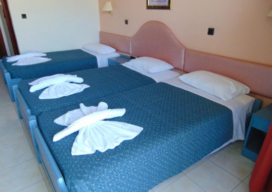 NIRVANA BEACH HOTEL 18