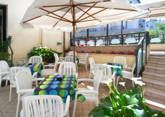 HOTEL VILLA LIETA 5