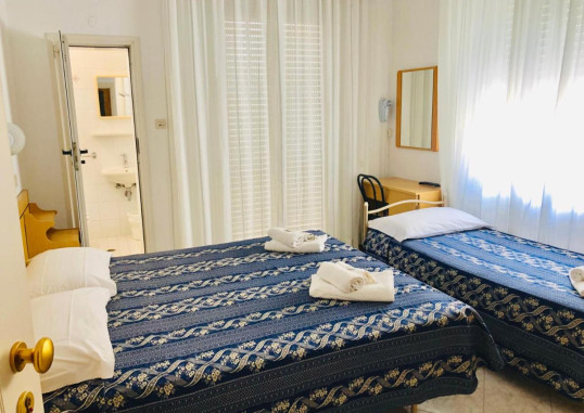 HOTEL VILLA LIETA 7