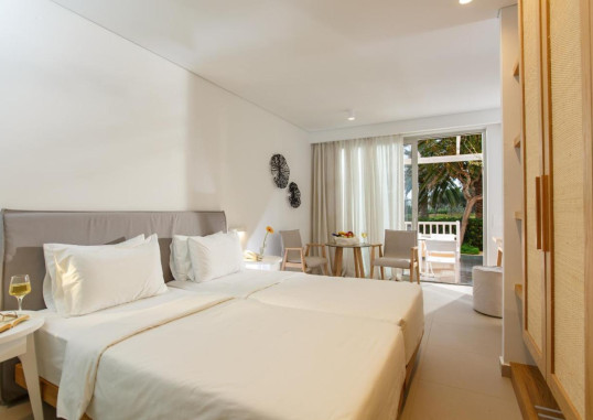 ANISSA BEACH AND VILLAGE 29