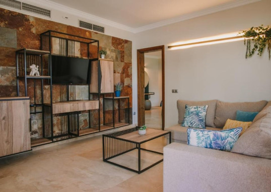 SUITES & VILLAS BY DUNAS 27