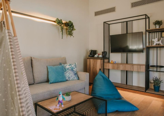 SUITES & VILLAS BY DUNAS 33
