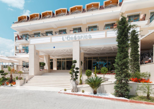 LOCEANICA BEACH RESORT HOTEL 1