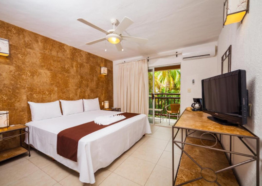 EL TUKAN HOTEL & BEACH CLUB 3